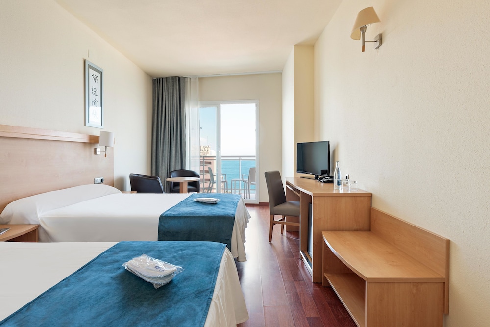 Hotel Best Benalmádena — Hotel rooms in Benalmadena, Andalusia