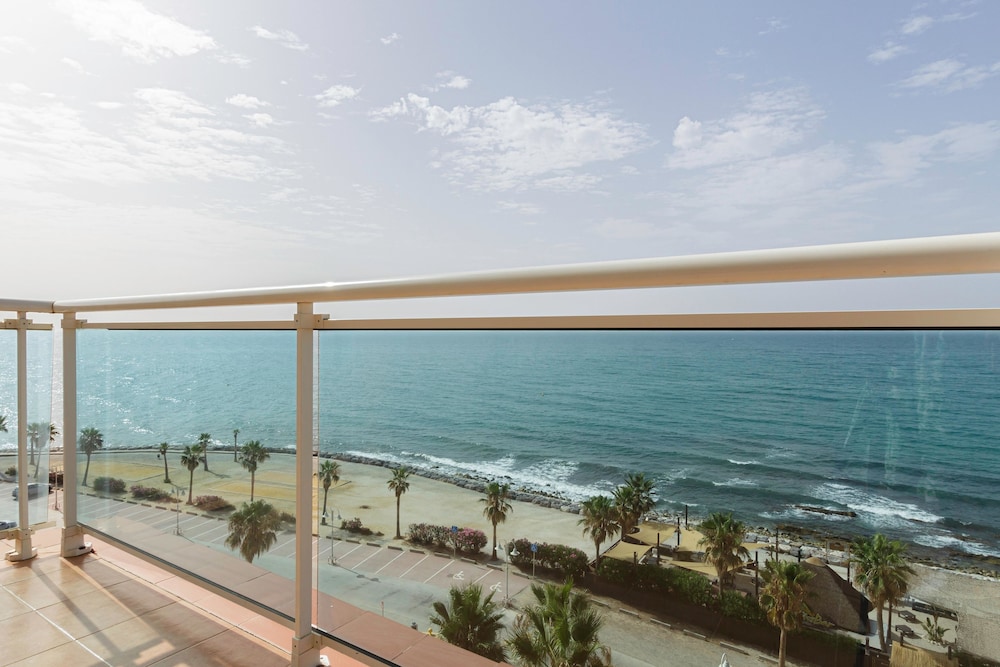Hotel Best Benalmádena — Beach in Benalmadena, Andalusia