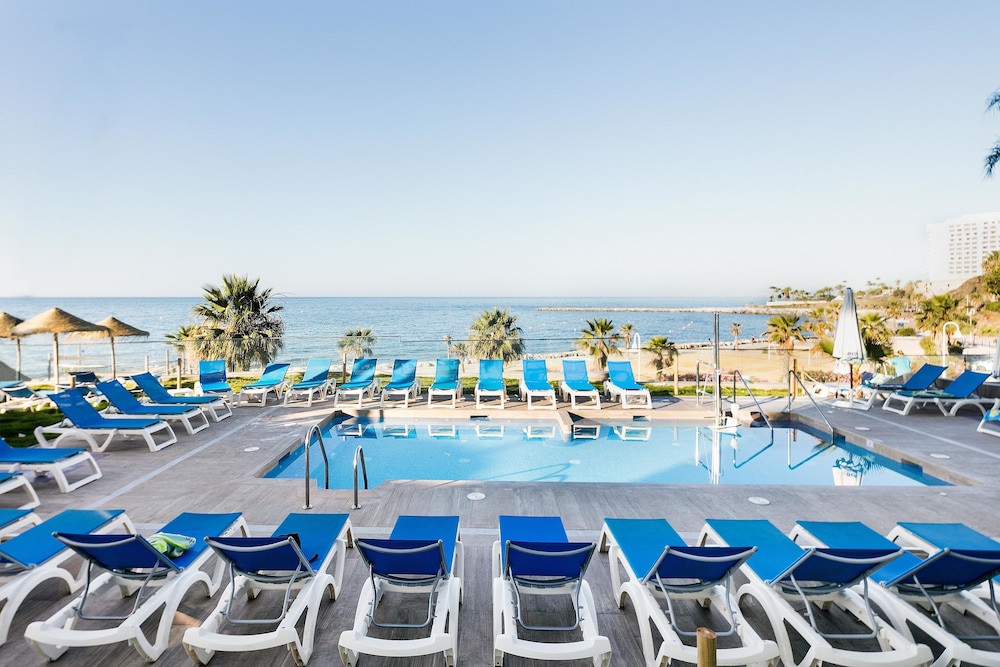 Hotel Best Benalmádena — Swimming pool in Benalmadena, Andalusia