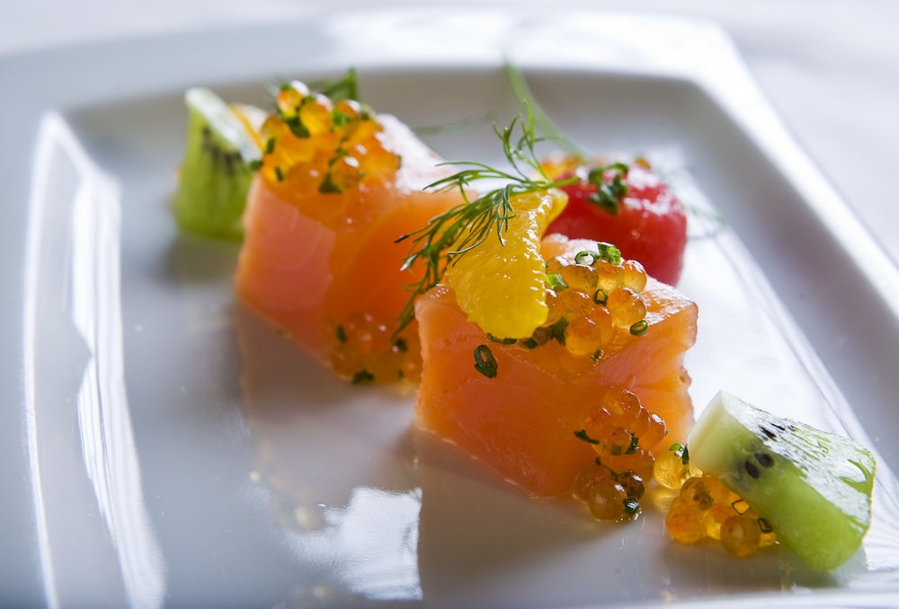 BlueBay Beach Club Aparthotel — Restaurant & bars in Bahia Feliz, Canary Islands