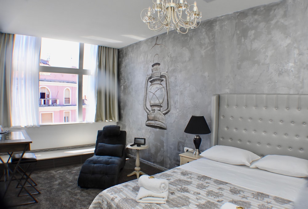 Prima Luce Downtown — Hotel rooms in Split, Split-Dalmatia