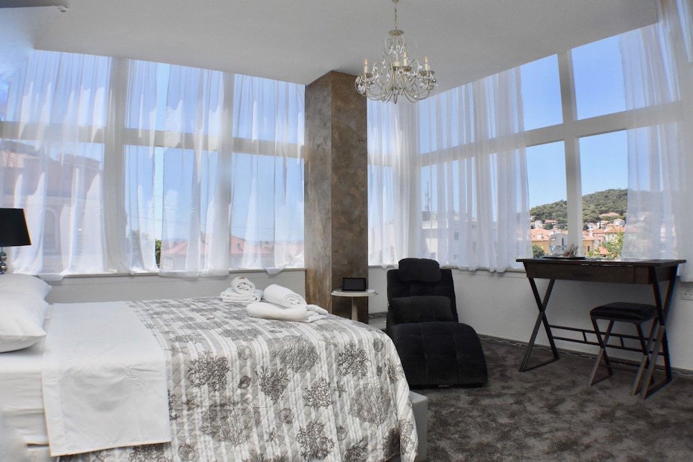 Prima Luce Downtown — Hotel rooms in Split, Split-Dalmatia