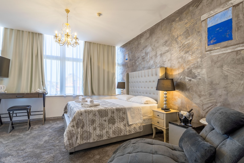 Prima Luce Downtown — Hotel rooms in Split, Split-Dalmatia