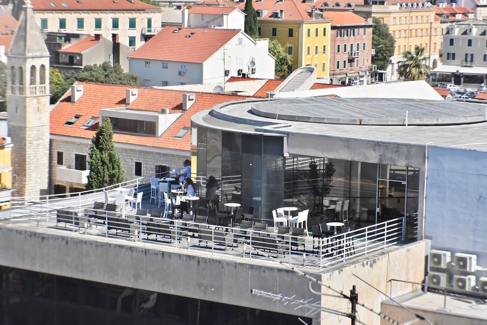 Prima Luce Downtown — Restaurant & bars in Split, Split-Dalmatia
