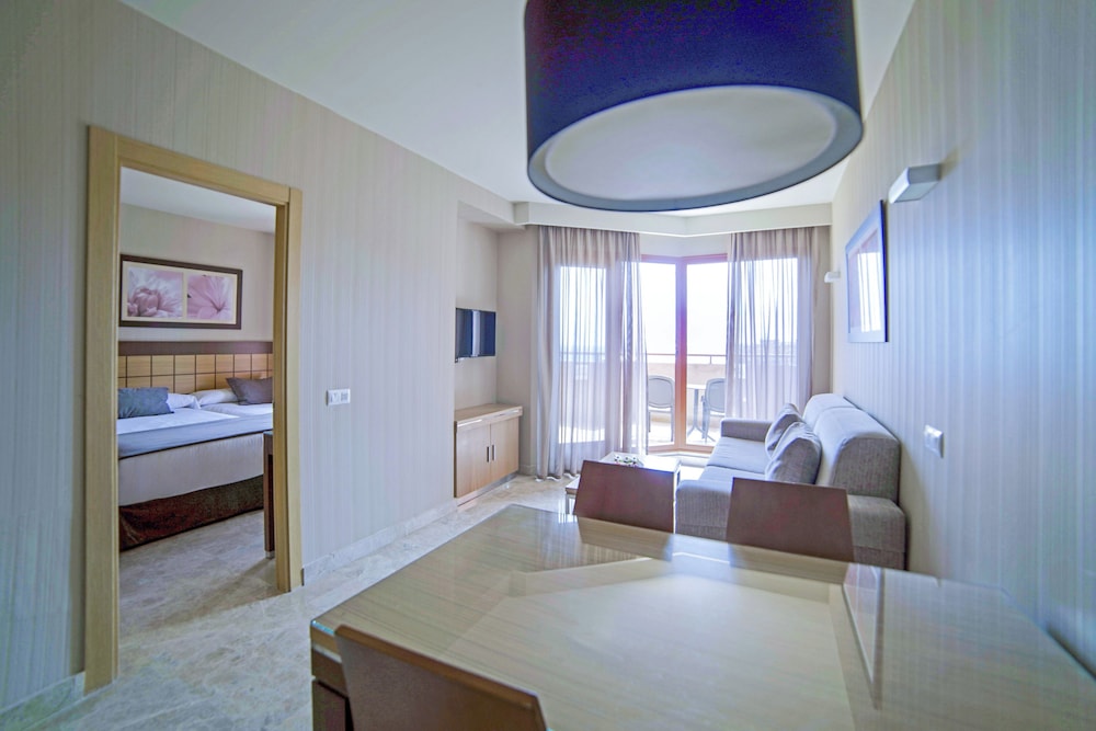 Holiday World Polynesia Affiliated by Melia — Hotel rooms in Benalmadena, Andalusia