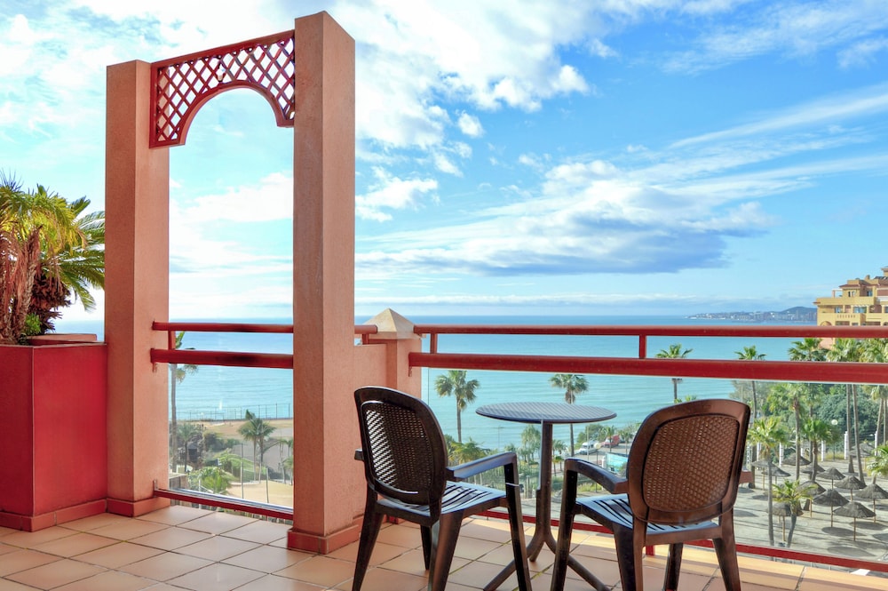 Holiday World Polynesia Affiliated by Melia — Hotel rooms in Benalmadena, Andalusia