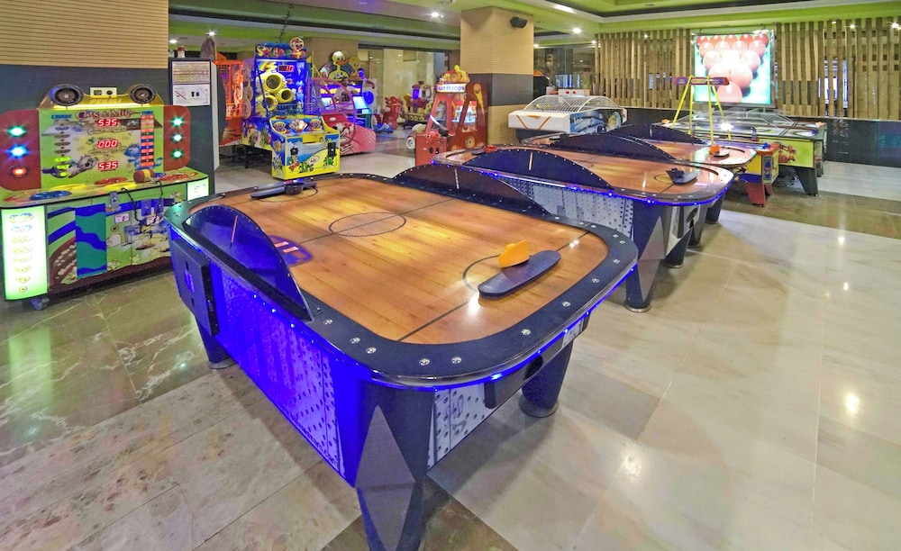 Holiday World Polynesia Affiliated by Melia — Sports & recreation in Benalmadena, Andalusia