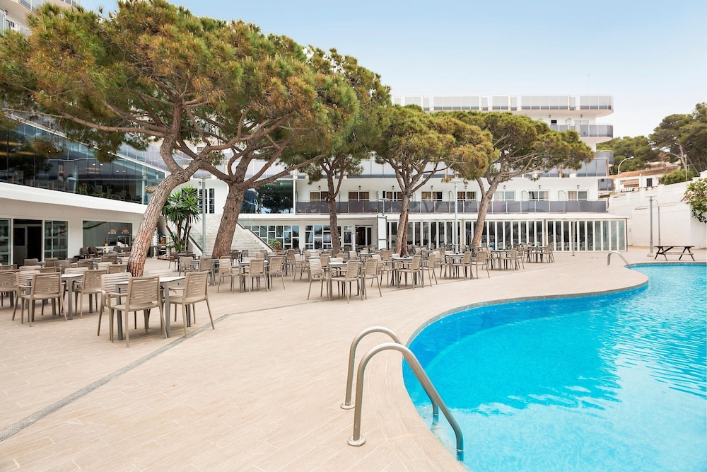 Hotel Best Cap Salou — Pool in Salou, Catalonia