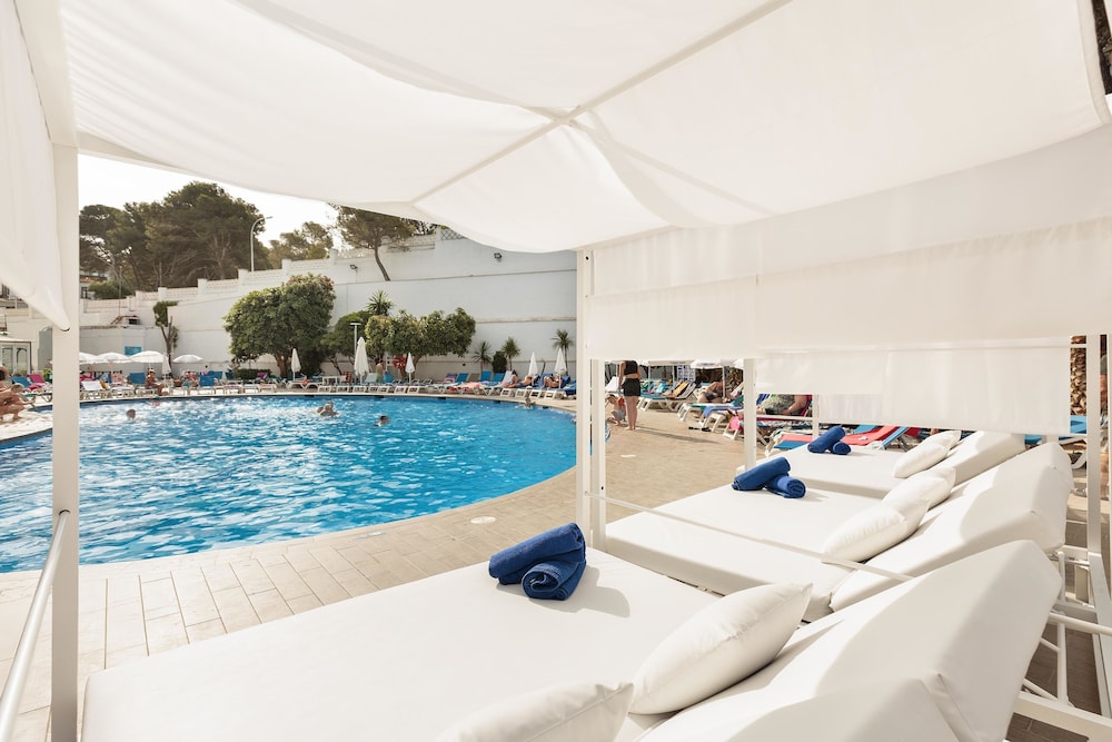 Hotel Best Cap Salou — Pool in Salou, Catalonia