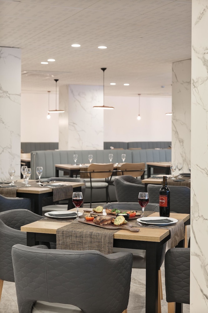 Hotel Best Cap Salou — Restaurant in Salou, Catalonia