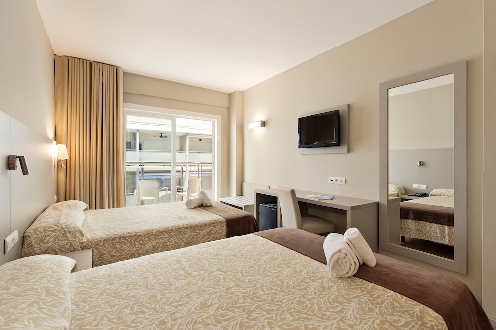 Hotel Best Cap Salou — Rooms in Salou, Catalonia