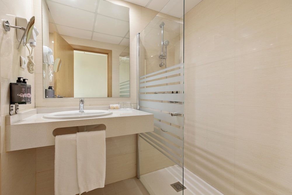 Hotel Best Cap Salou — Rooms in Salou, Catalonia