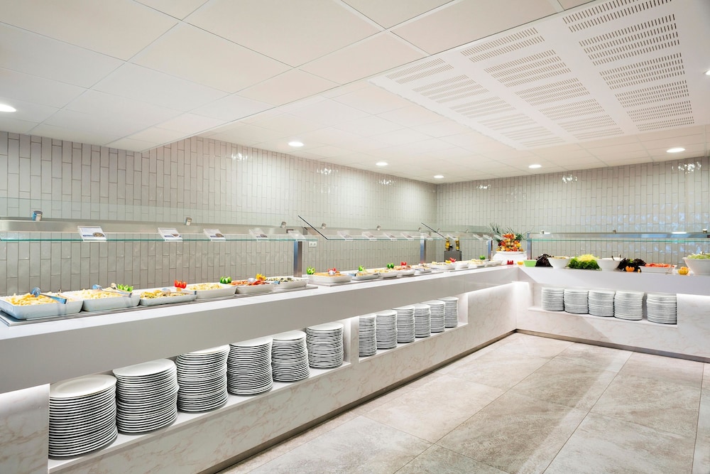 Hotel Best Cap Salou — Restaurant in Salou, Catalonia