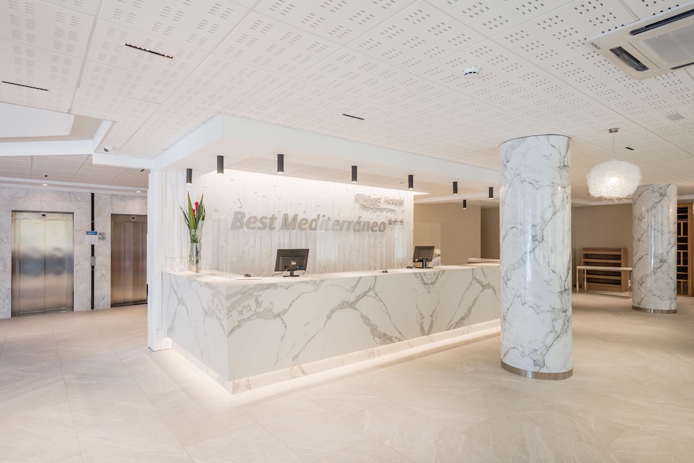 Hotel Best Mediterraneo — Hotel building in Salou, Catalonia
