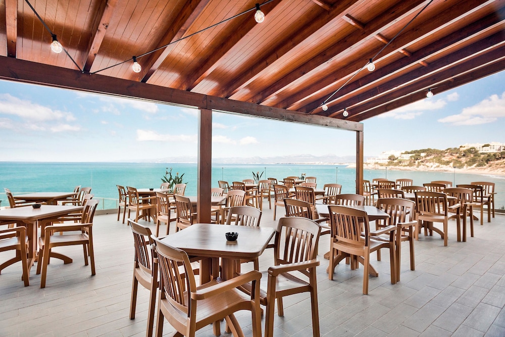 Hotel Best Negresco — Restaurant & bars in Salou, Catalonia