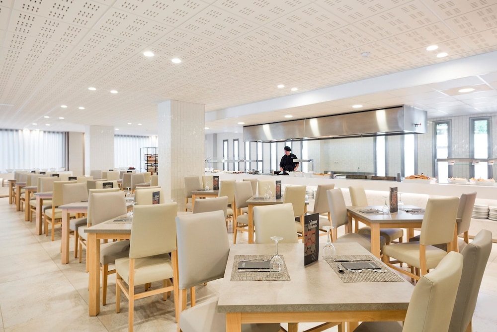 Hotel Best Negresco — Restaurant & bars in Salou, Catalonia