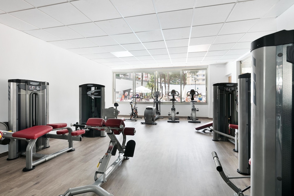 Hotel Best Oasis Park — Sports & recreation in Salou, Catalonia