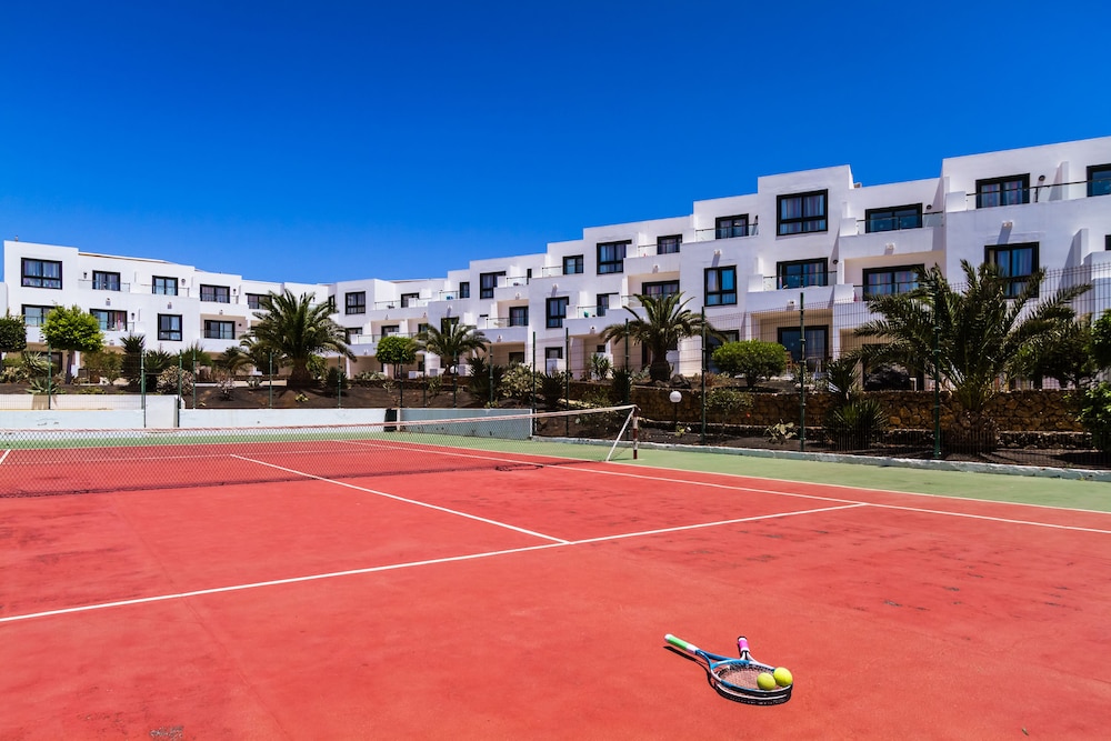 Hotel BlueBay Lanzarote - All inclusive — Sports & recreation in Costa Teguise, Canary Islands