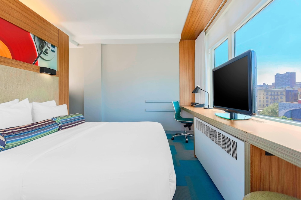 Aloft by Marriott Harlem — Hotel rooms in New York City, New York State