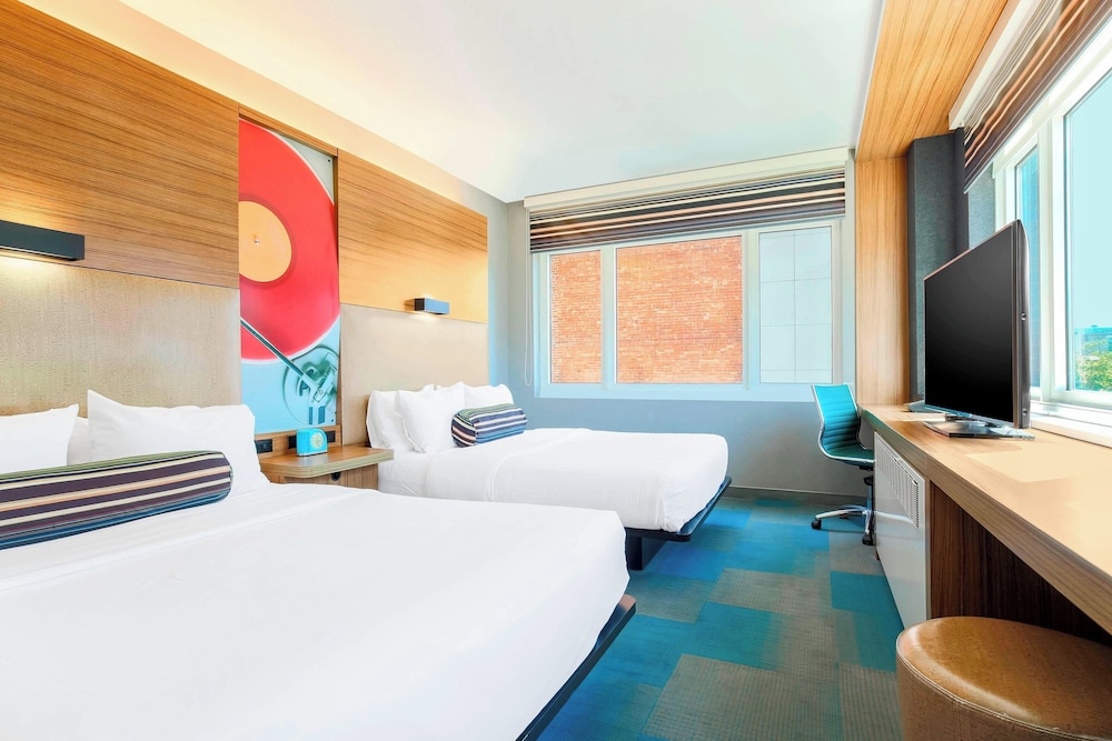 Aloft by Marriott Harlem — Hotel rooms in New York City, New York State