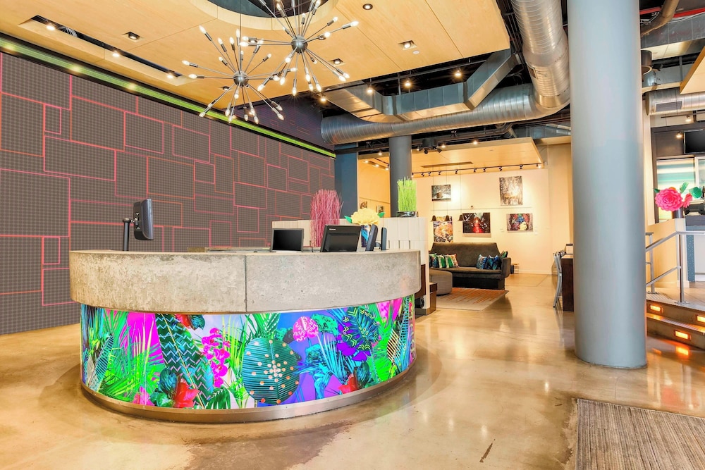 Aloft by Marriott Harlem — Hotel building in New York City, New York State