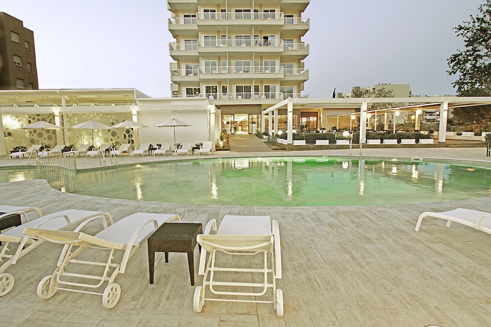 BG Hotel Caballero — Swimming pool in Playa de Palma, Balearic Islands