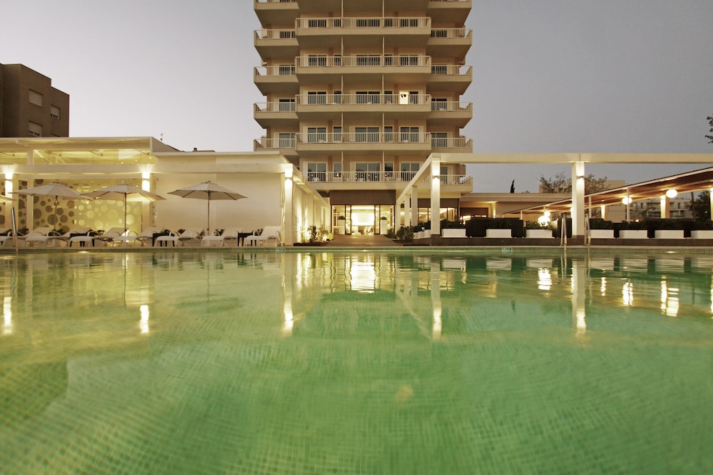 BG Hotel Caballero — Swimming pool in Playa de Palma, Balearic Islands