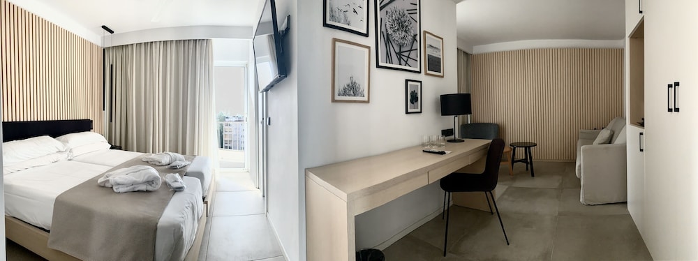 BG Hotel Caballero — Hotel rooms in Playa de Palma, Balearic Islands