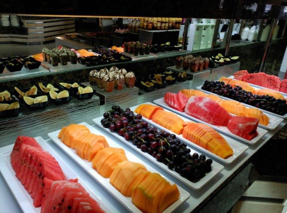 BG Hotel Caballero — Restaurant & bars in Playa de Palma, Balearic Islands