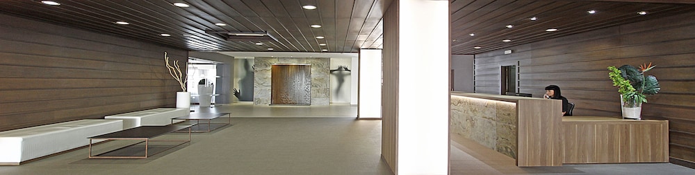 BG Hotel Caballero — Hotel building in Playa de Palma, Balearic Islands