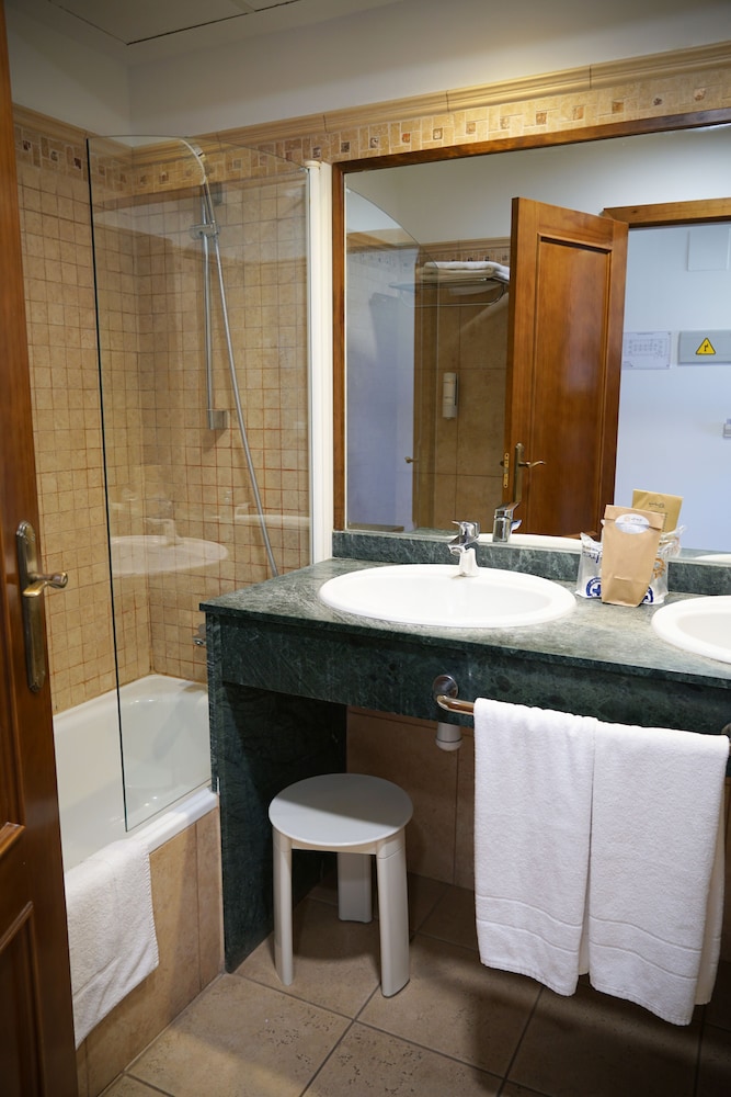 Ohtels Cabogata — Hotel rooms in Almeria, Andalusia
