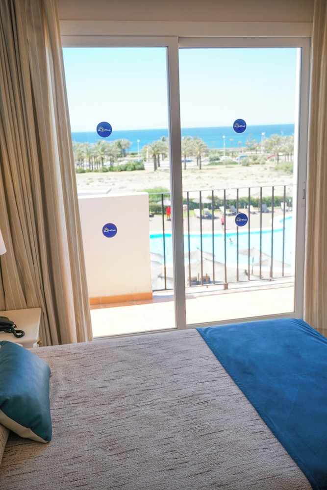 Ohtels Cabogata — Hotel rooms in Almeria, Andalusia