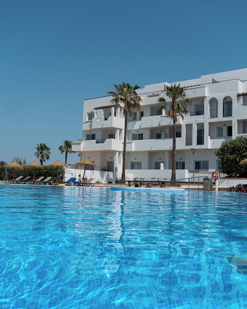 Ohtels Cabogata — Swimming pool in Almeria, Andalusia