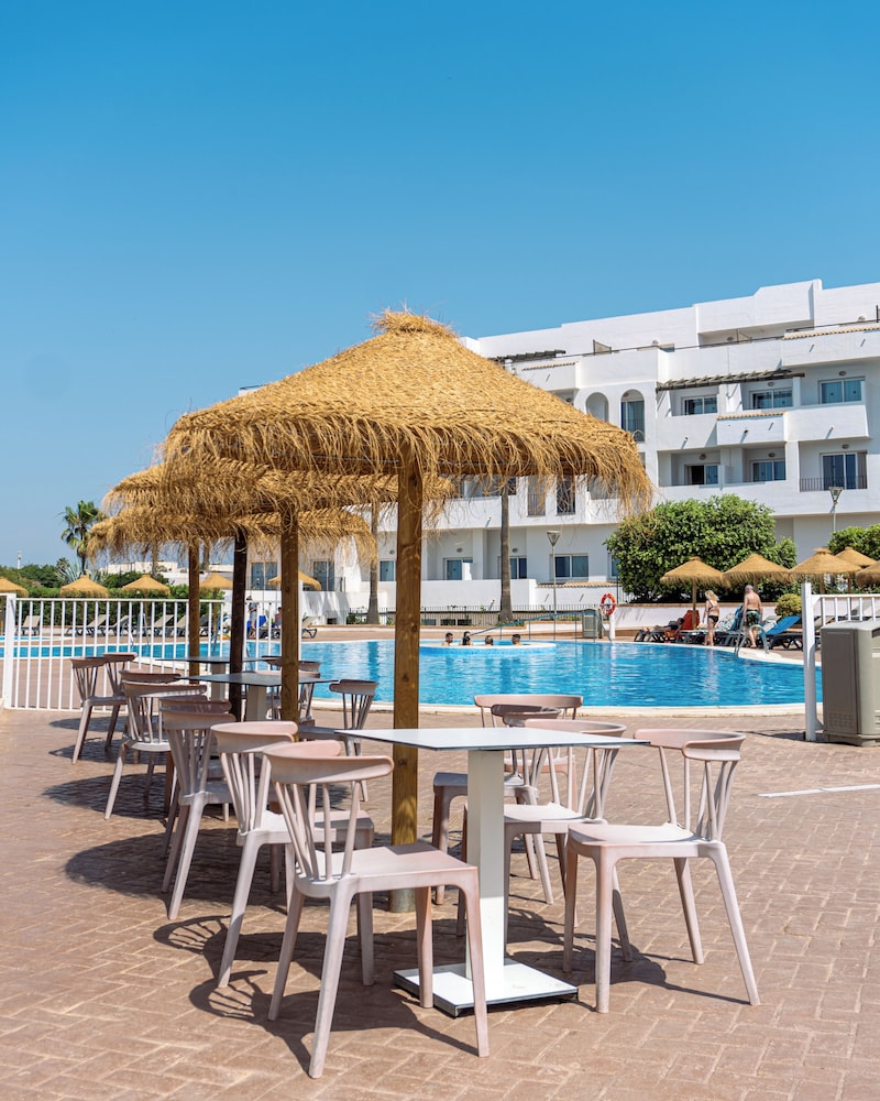Ohtels Cabogata — Swimming pool in Almeria, Andalusia