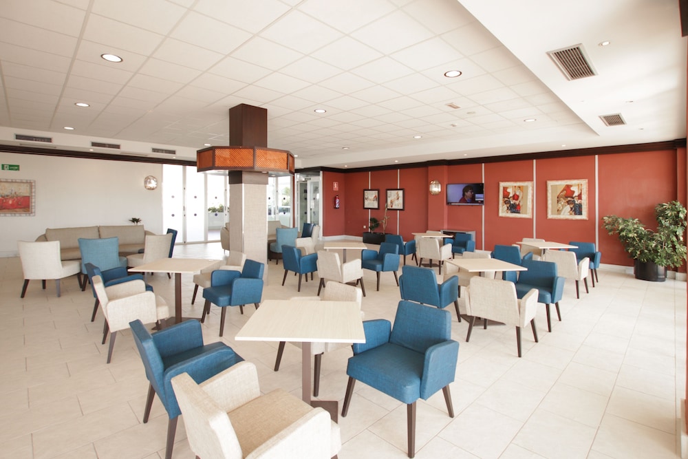 Ohtels Cabogata — Restaurant & bars in Almeria, Andalusia