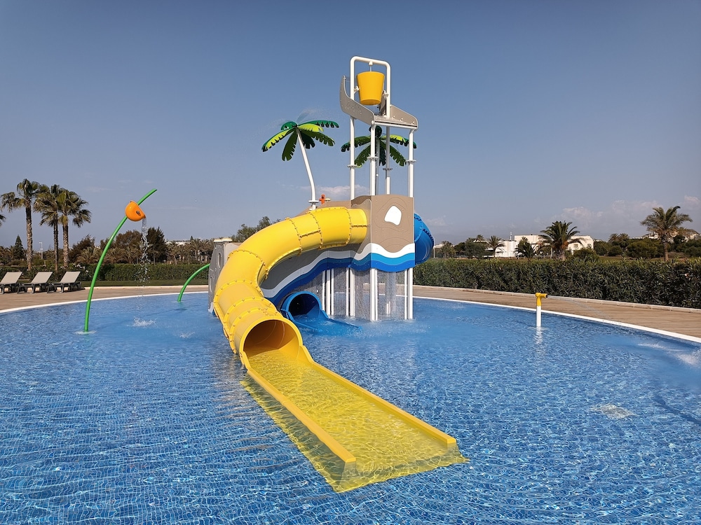Ohtels Cabogata — Attractions for children in Almeria, Andalusia