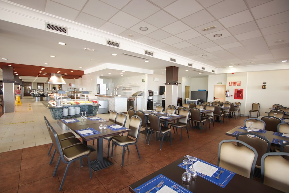 Ohtels Cabogata — Restaurant & bars in Almeria, Andalusia