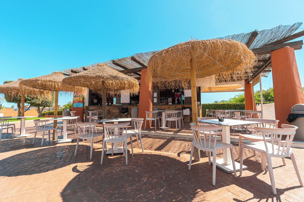 Ohtels Cabogata — Restaurant & bars in Almeria, Andalusia