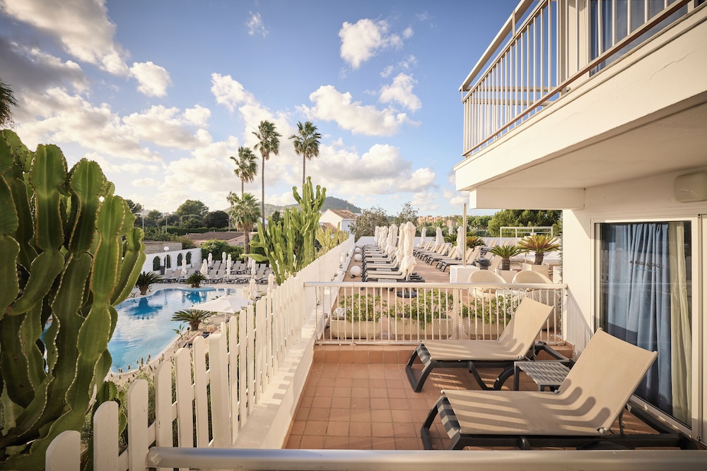 Catalonia Del Mar - Adults Only — Swimming pool in Cala Bona, Balearic Islands
