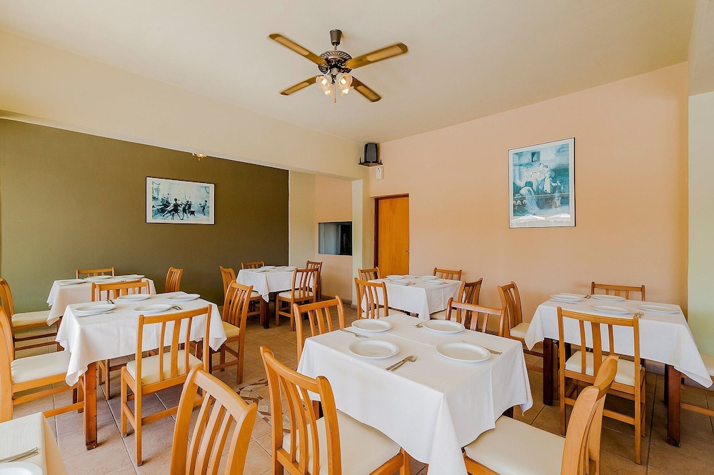Esmeralda Hotel — Restaurant & bars in Kremasti, South Aegean