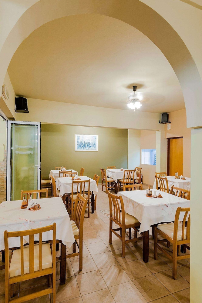 Esmeralda Hotel — Restaurant & bars in Kremasti, South Aegean