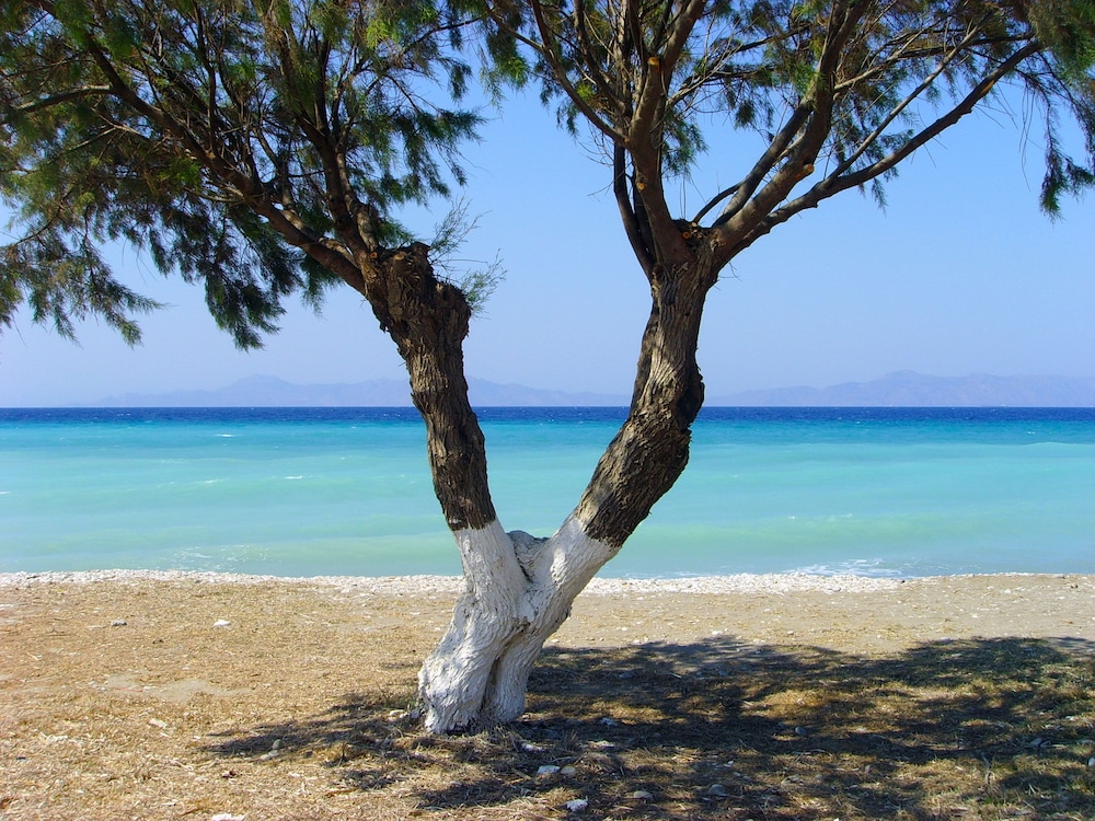 Esmeralda Hotel — Beach in Kremasti, South Aegean