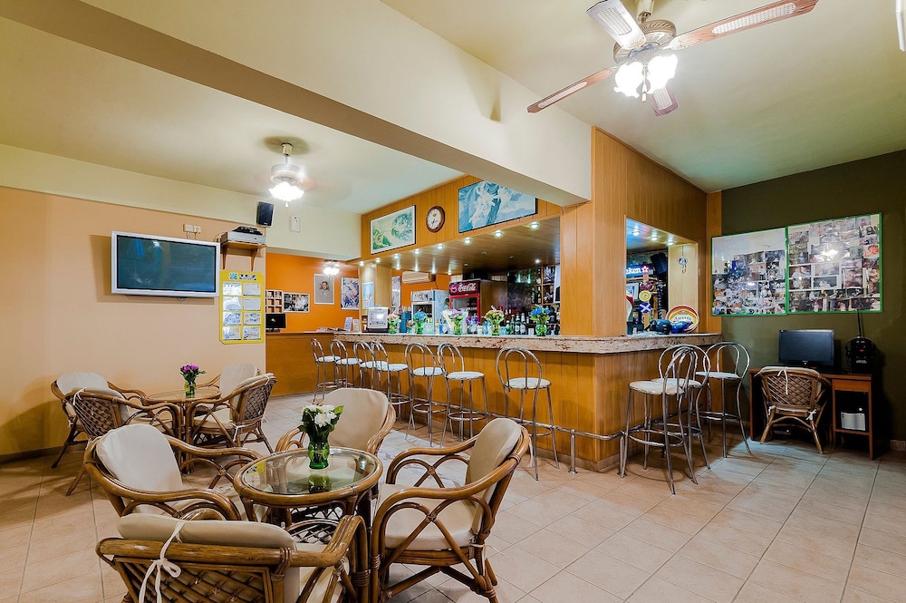 Esmeralda Hotel — Restaurant & bars in Kremasti, South Aegean