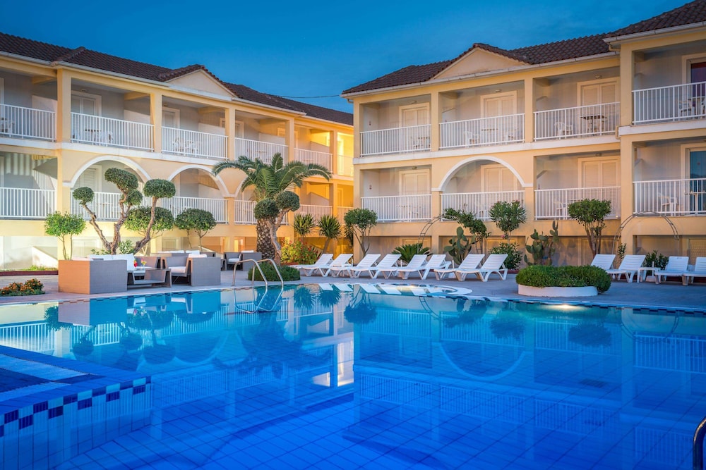 Filoxenia Hotel Zakynthos — Swimming pool in Tsilivi, Ionian Islands