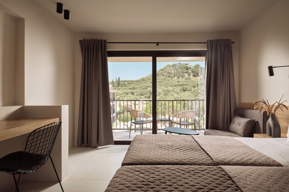 Filoxenia Hotel Zakynthos — Hotel rooms in Tsilivi, Ionian Islands