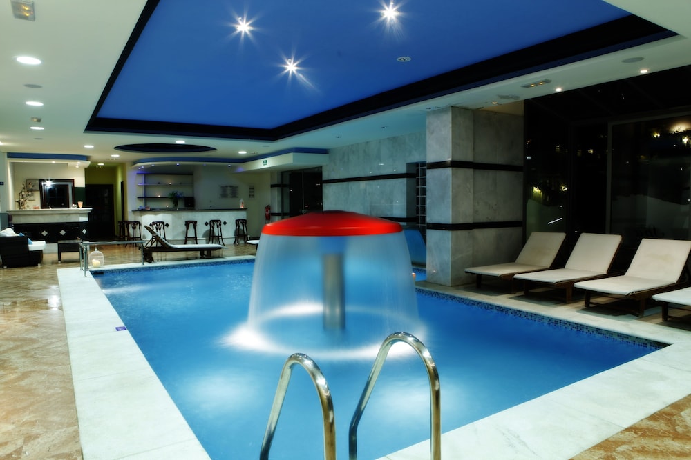 Mare Boutique - Adults Only — Swimming pool in Georgioupolis
