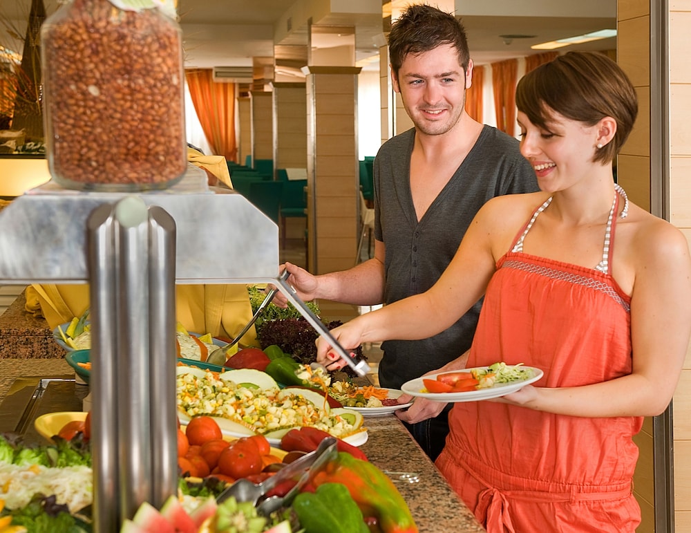 Aparthotel HSM Calas Park - All Inclusive — Restaurant & bars in Calas de Mallorca, Balearic Islands