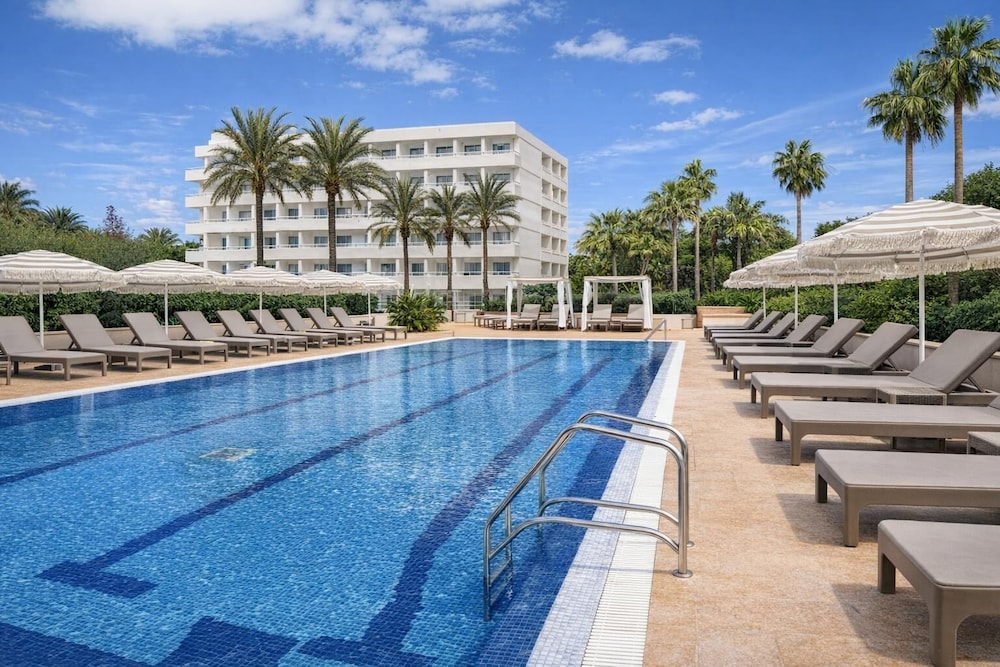 Cala Millor Garden, Adults Only — Swimming pool in Cala Millor, Balearic Islands