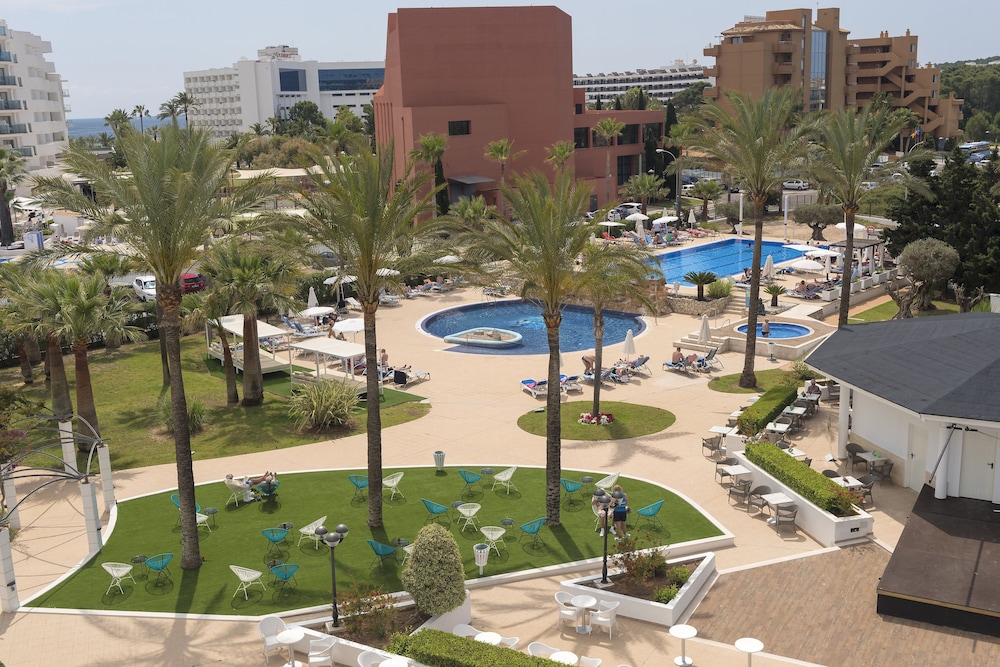 Cala Millor Garden, Adults Only — Swimming pool in Cala Millor, Balearic Islands