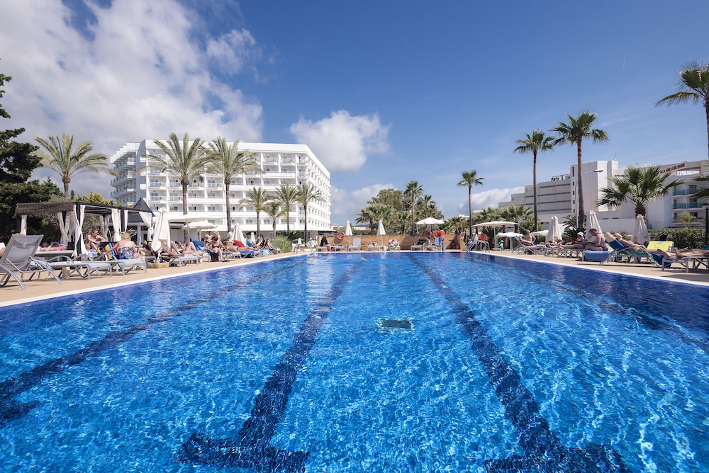 Cala Millor Garden, Adults Only — Swimming pool in Cala Millor, Balearic Islands